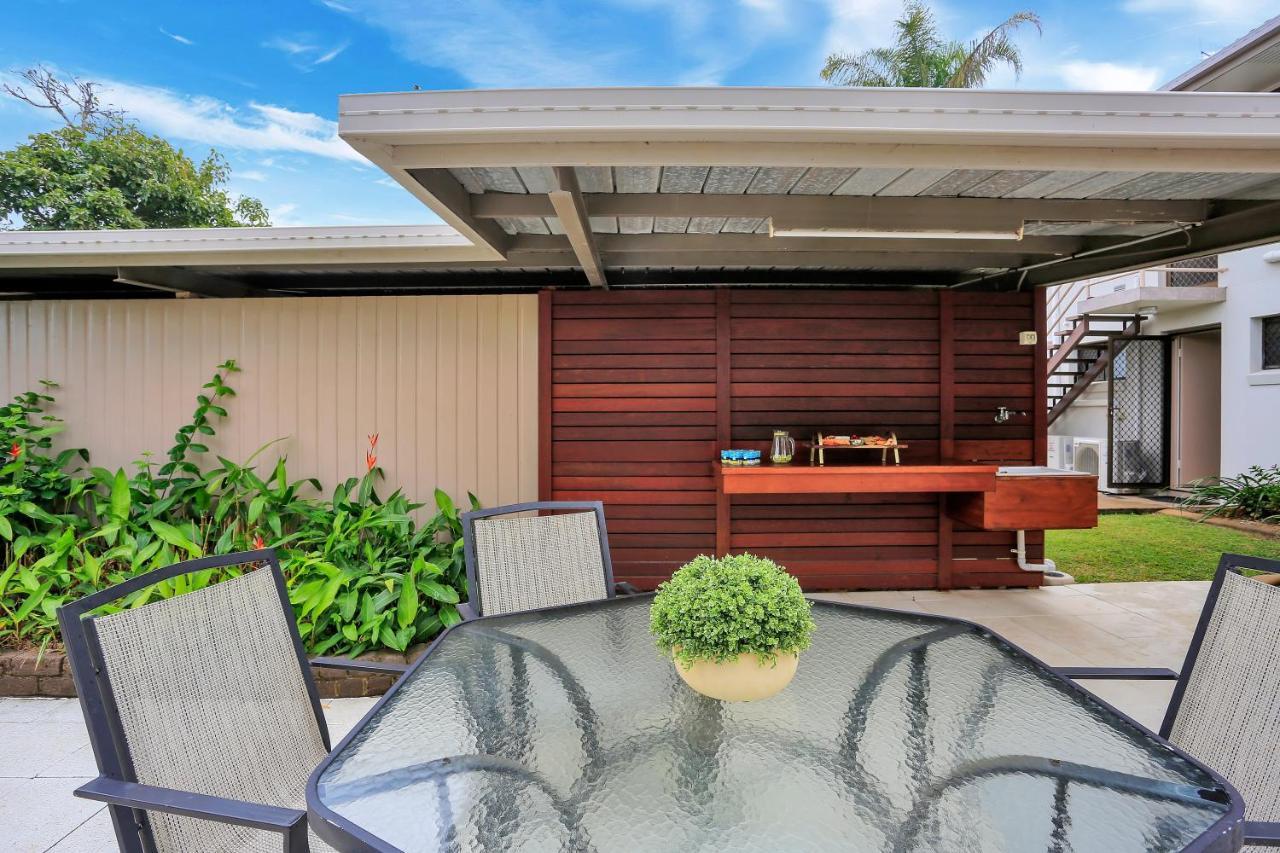 Nautilus Beachside Apartments Bargara Exteriör bild